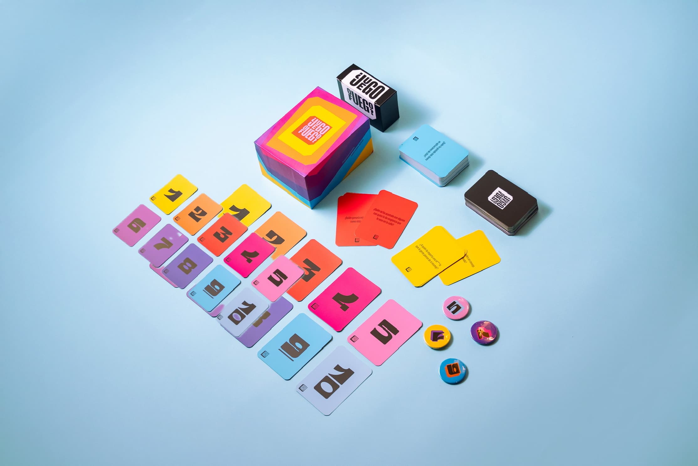 Jugadores riendo en la partida